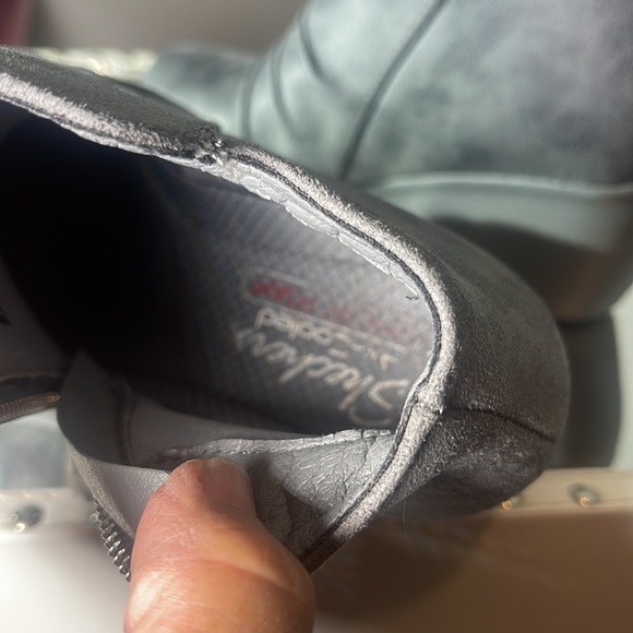 Skechers memory foam booties size 6.5 - Picture 9 of 13